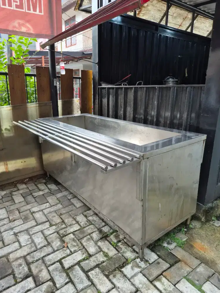 Dijual cepat meja bakso stainless Steel