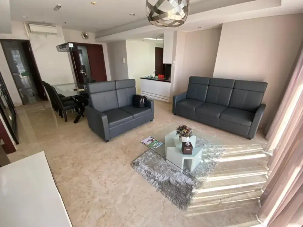 Apartemen royale springhill kemayoran 2 kamar 165 meter termurah