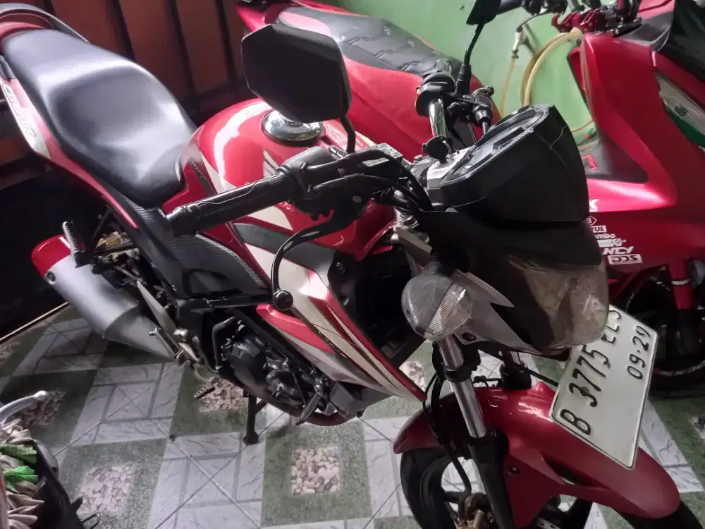 DIJUAL Yamaha CB150 R PGM-FI