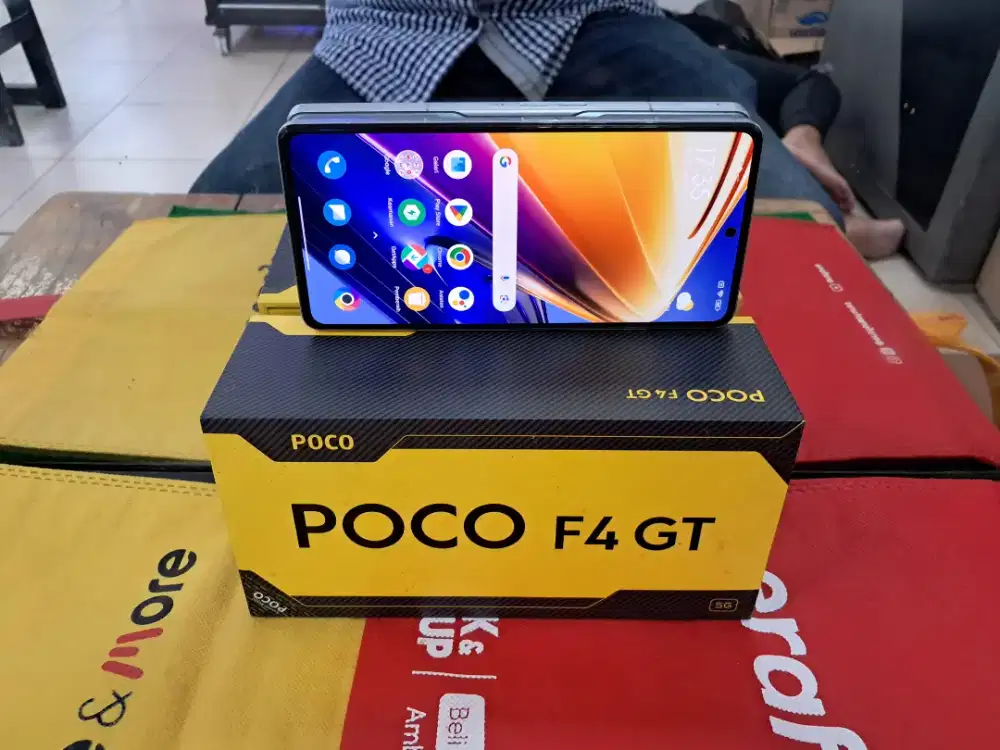 POCO F4 GT5G Ram 12 /256 GB lengkap no minus