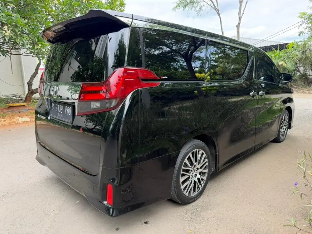 Toyota Alphard SC 2015