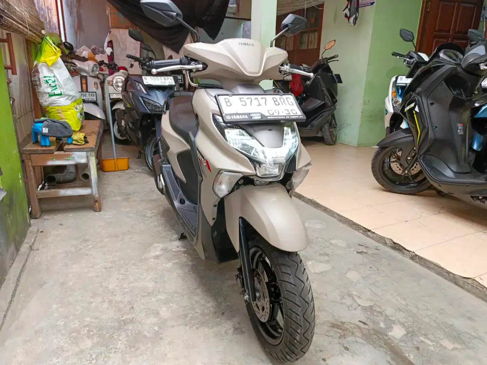 BLN 9 YAMAHA GEAR ULTIMA HYBRID 2025 KM LOW BS TT 2024 DI CILEDUG ORI
