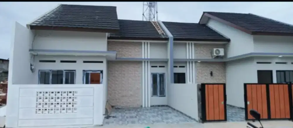 RUMAH BARU SIAP HUNI PERBATASAN JOGLO JAKBAR DAN CILEDUG