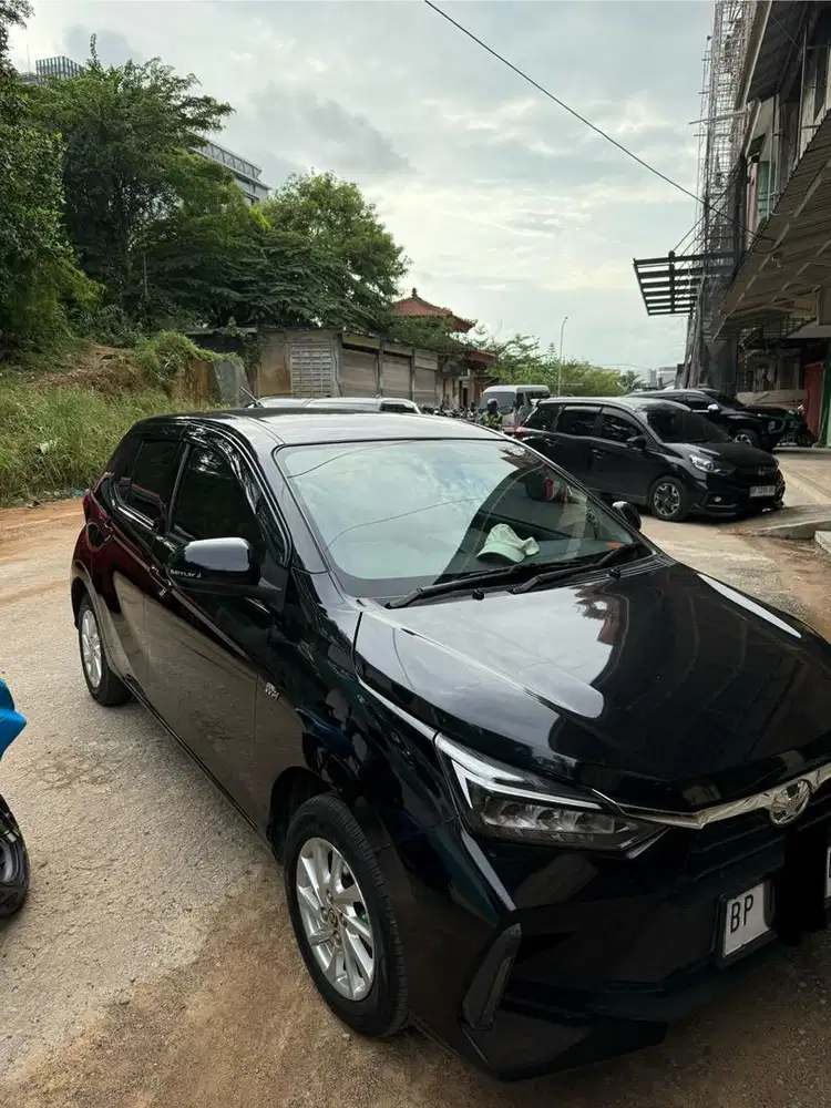Mobil New agya 2023  matic Hitam