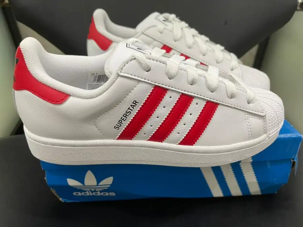 Sepatu adidas superstar II