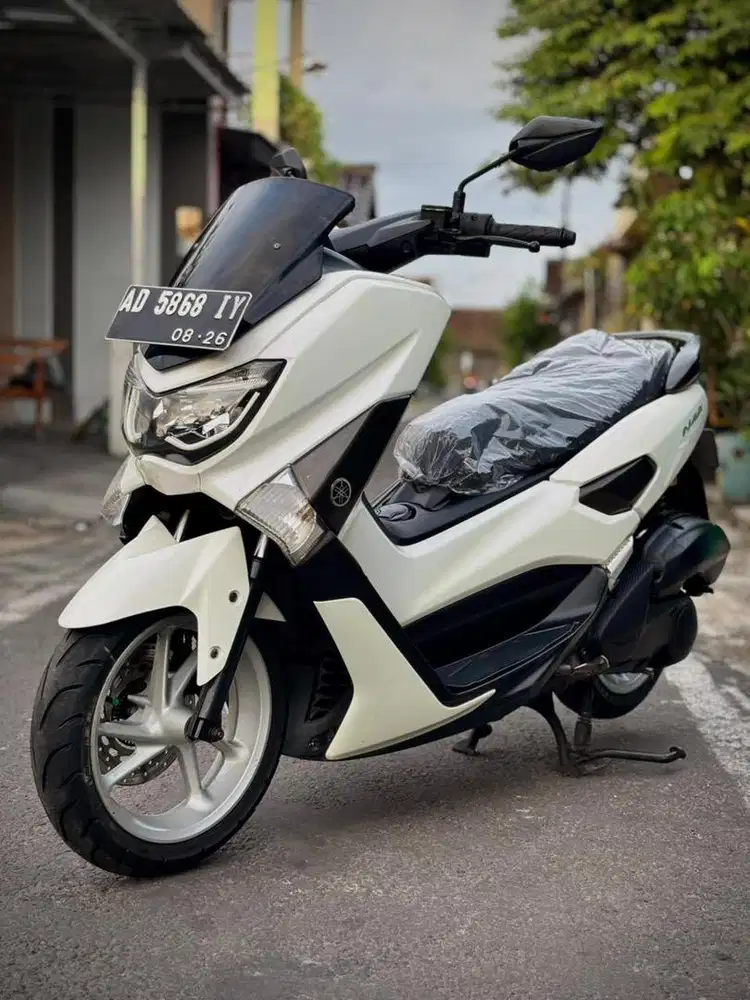 Yamaha NMAX 155 VVA feat CREED EXHAUST