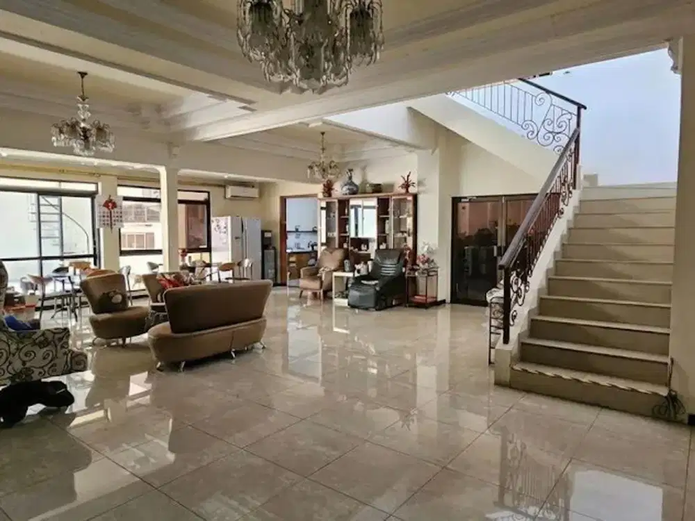 Rumah Bagus Terawat Komplek Kupang Indah Gang Favorit