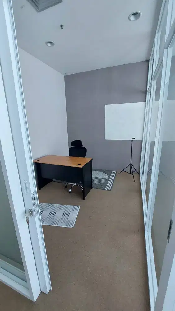 Disewakan office space APL furnished