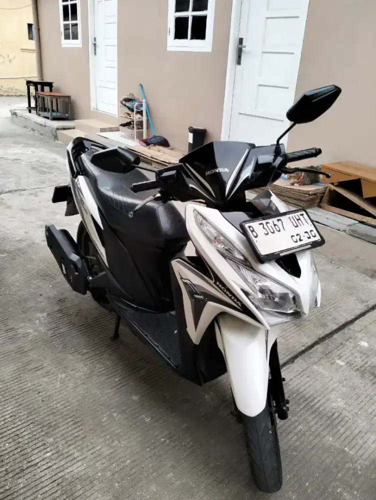 HONDA VARIO 125CC TH 2015 PAJAK HIDUP MULUS
