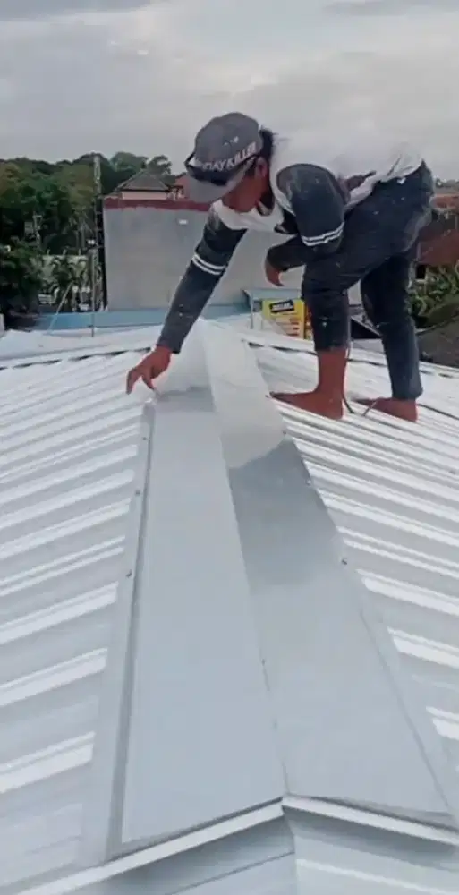 Tukang atap rmh yg bocor