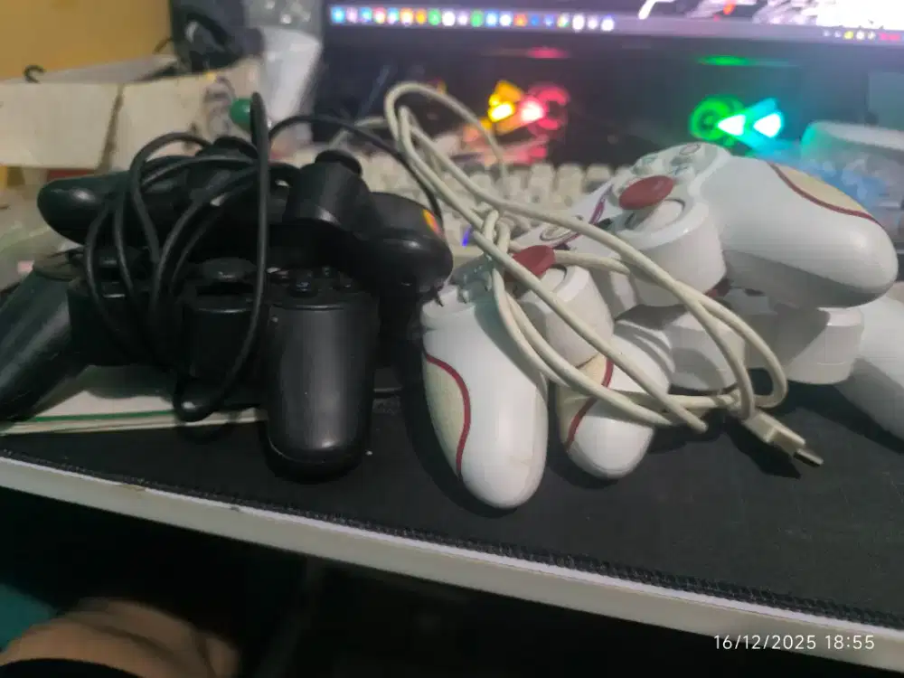Jual Gamepad tidak terpakai