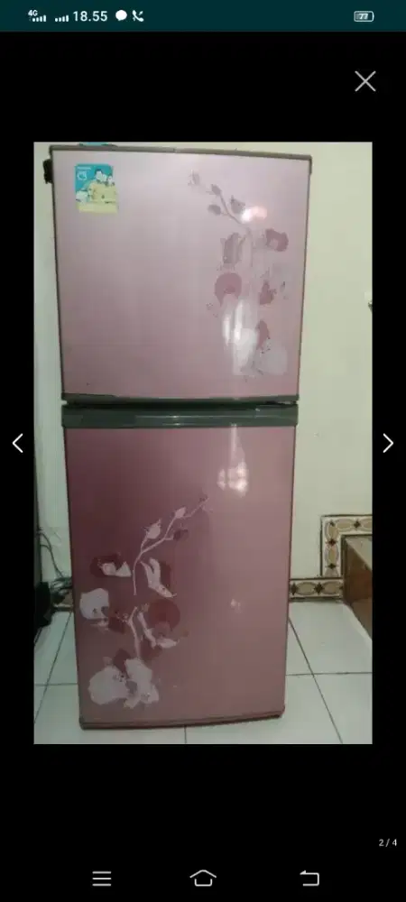 Kulkas 2 pintu dijual karna mau pindah