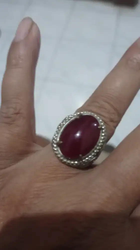 Batu akik merah antik