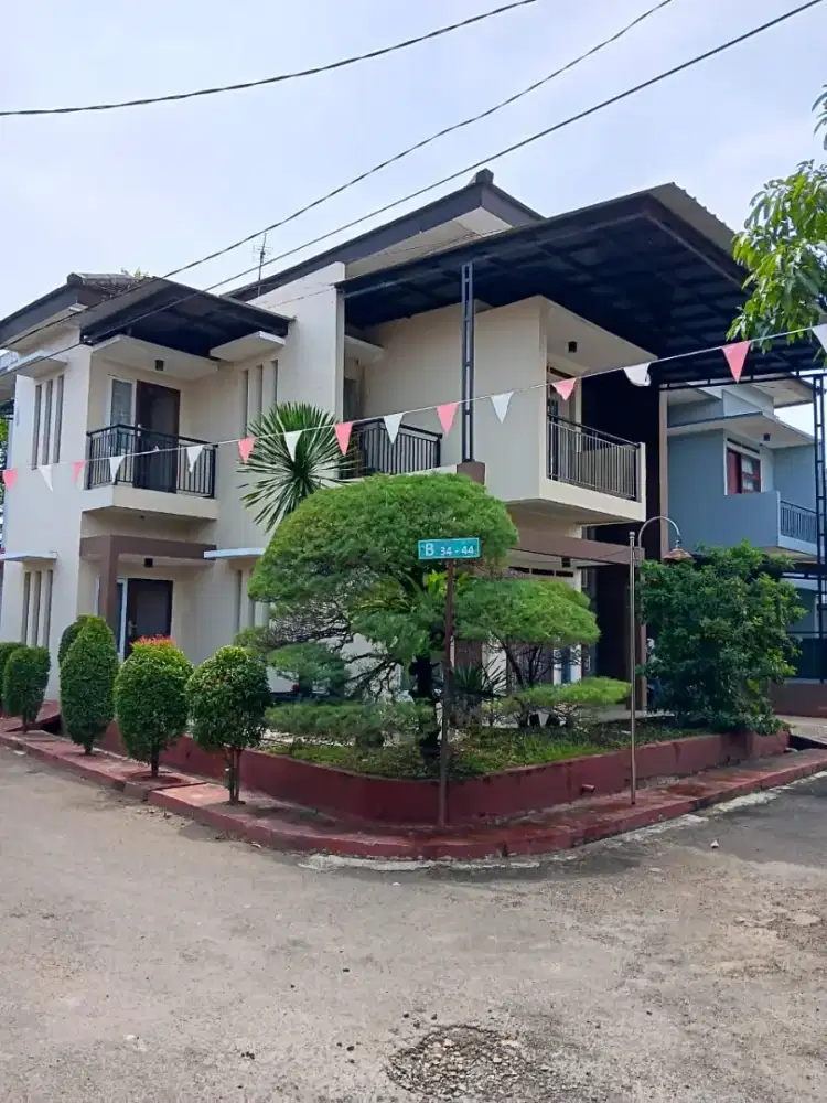 Disewakan Rumah Mewah Sudah Renov Buana Soetta Residence