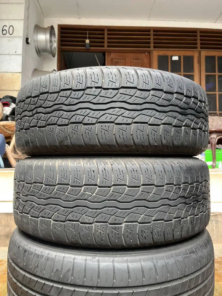 Ban Bridgestone Dueler H/T 235 60 r16 2Pcs