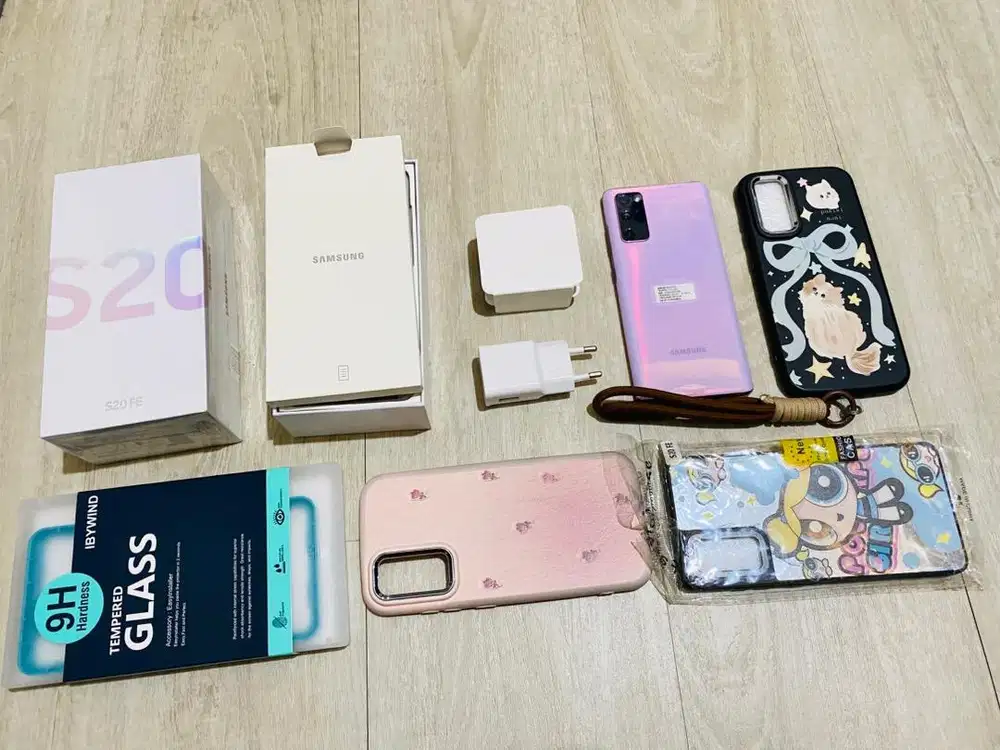 Samsung Galaxy S20 FE 8/128 Snapdragon Ex-SEIN Mulus Fullset No Minus