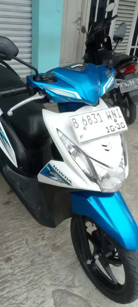 bimsillah jual motor beat  tahun 2015