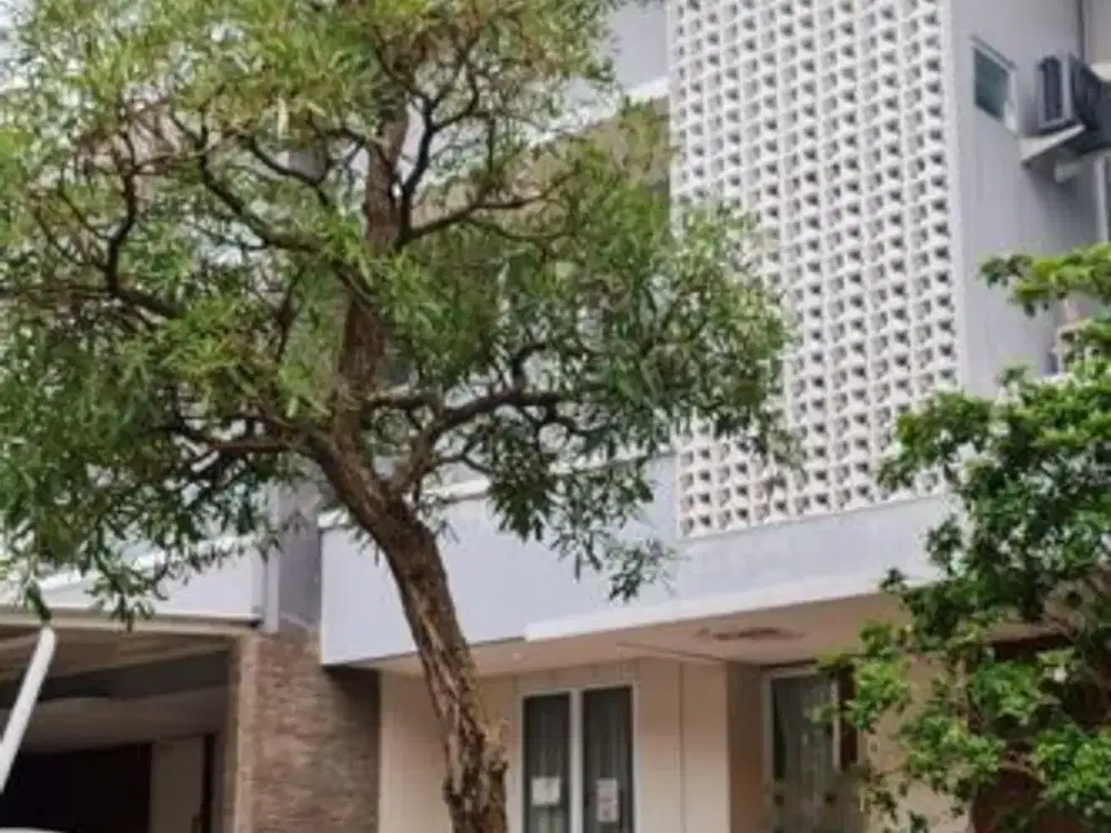 Rumah Cantik di discovery lumina bintaro luas tanah 170 m