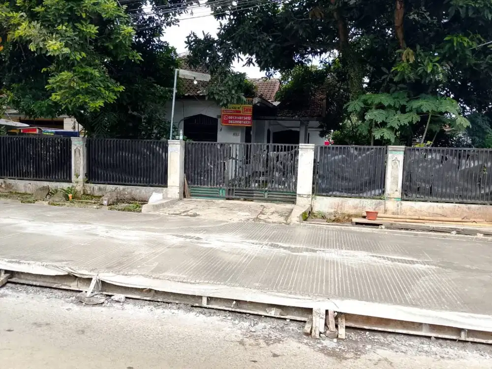 RUMAH DIJUAL LOKASI STRATEGIS