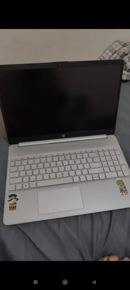 Dijual murah laptop hp ram 16 GB AMD ryzen 5, SSD 512 gb