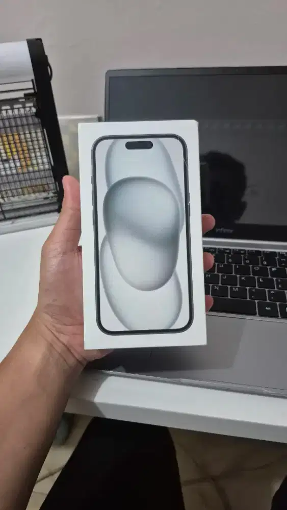 iPhone 15 Basic 128GB iBox New