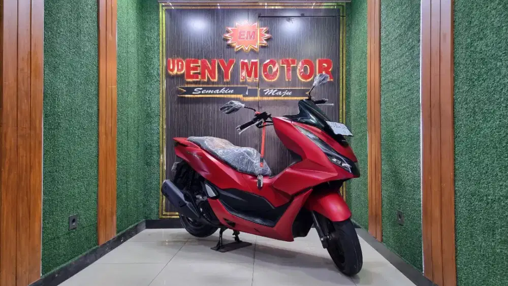 UD ENY MOTOR - Honda PCX 160 ABS thn 2023 red