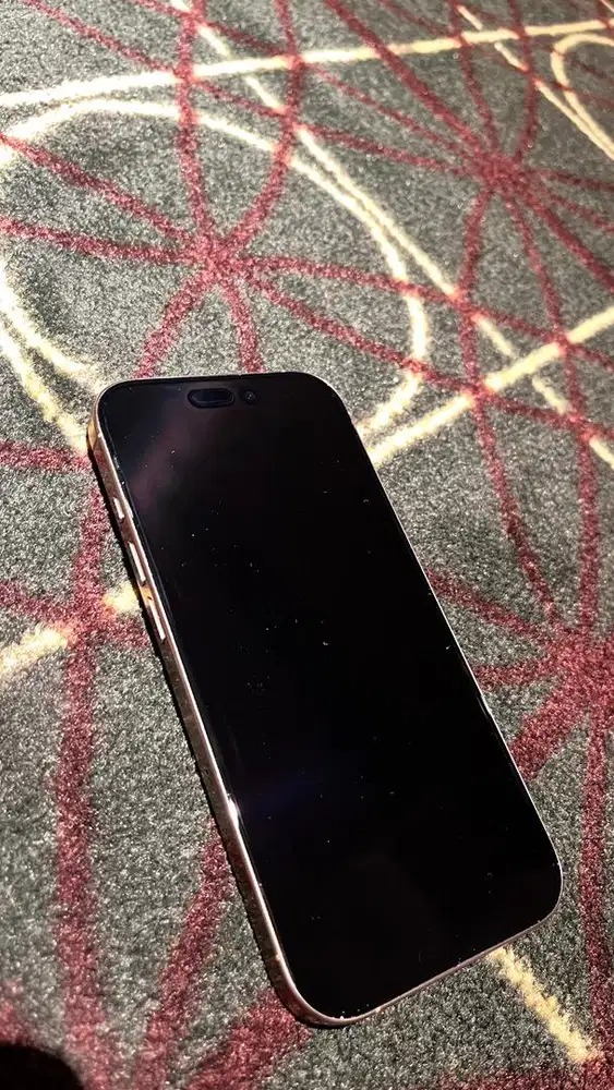 iphone 16 pro 512GB warna desert