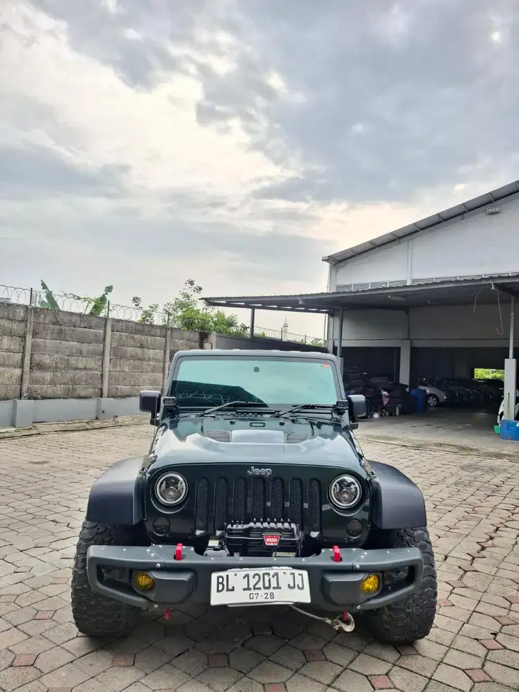 Jeep 2010 3.8 sport matic. Km 80rb