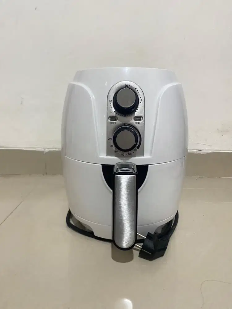 DIJUAL AIR FRYER LOCK N LOCK LIKE NEW