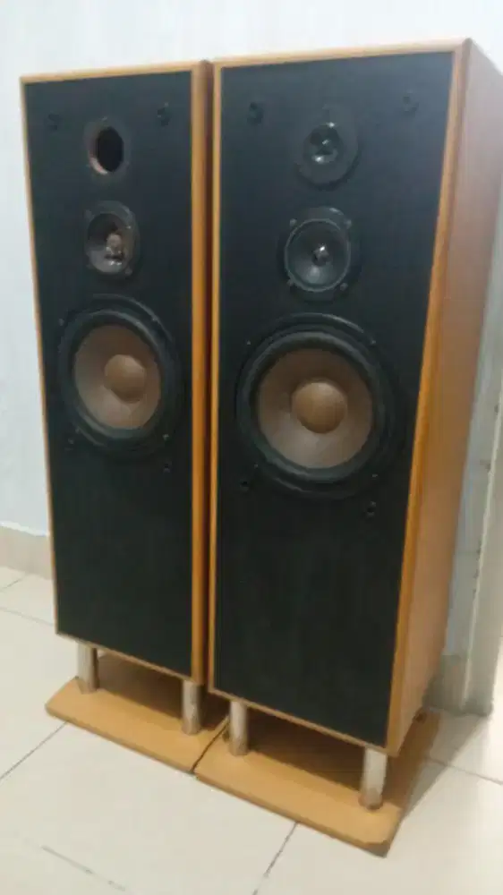 Speaker Polytron  SPK -09V normal