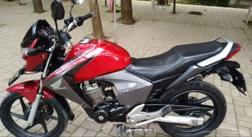 Honda MegaPro Merah Sangat Bagus BPKB STNK Aktif Mantap Langsung Jalan
