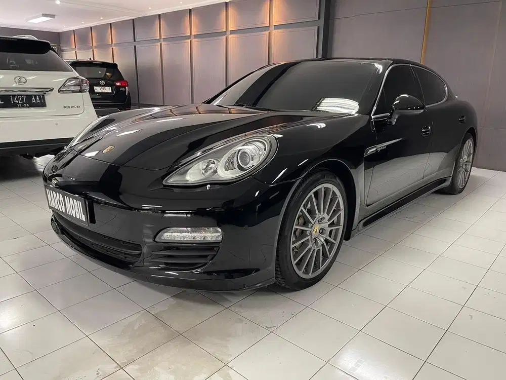 Porsche Panamera S Hybrid 3.0L 2011