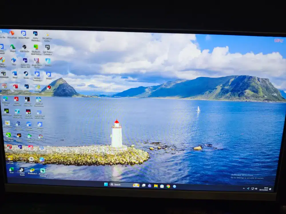 JUAL PC GAMING + MONITOR 200Hz | RYZEN 5 7500F | RTX 5060 8GB LIKE NEW