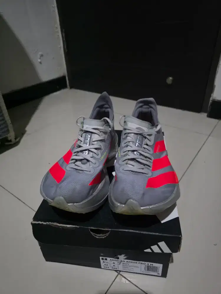 Adios Pro 4 Ekiden Silver