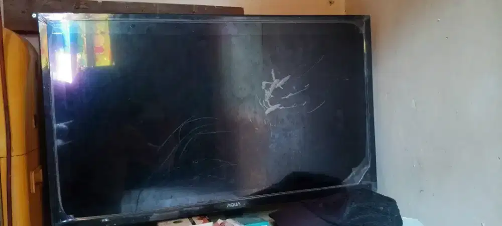 tv merk Aqua digital 32inc msh segel dri baru minus jual cpt