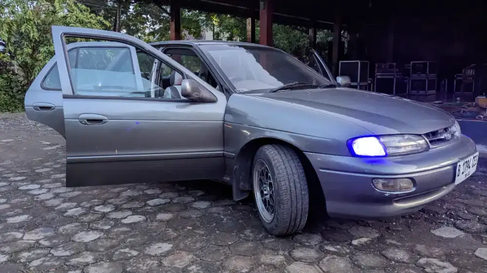 Dijual sedan Timor DOHC injeksi