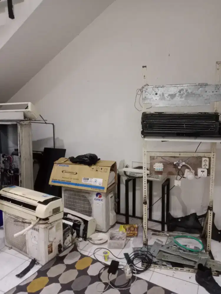 Lowongan kerja helper teknisi ac