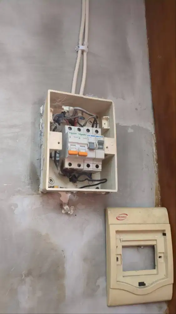 Tukang Listrik Panggilan 24 Jam  Yogyakarta