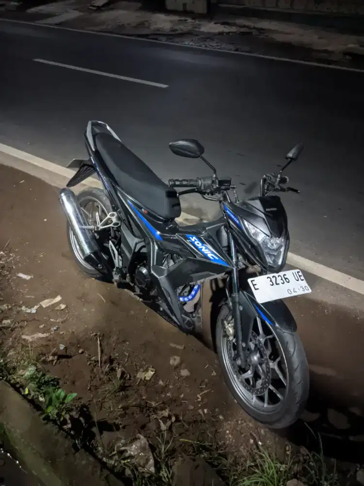 Honda sonic thn 2016 plat E majelngka