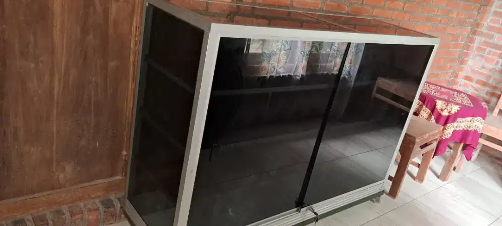 Etalase Untuk Jualan