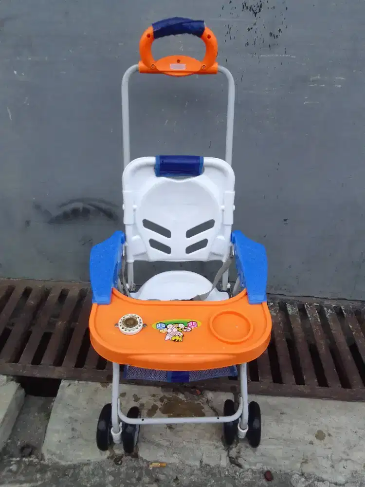 Stroler kursi makan bayi family