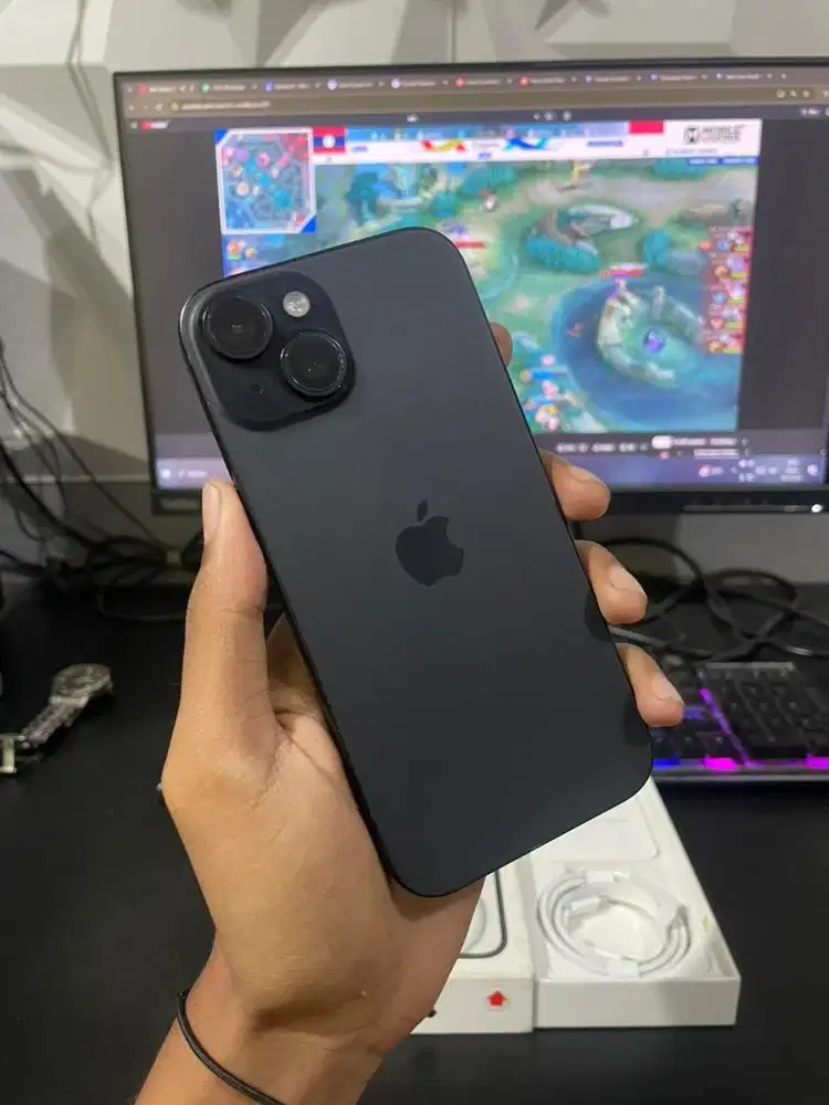 iPhone 15 128Gb iBox
