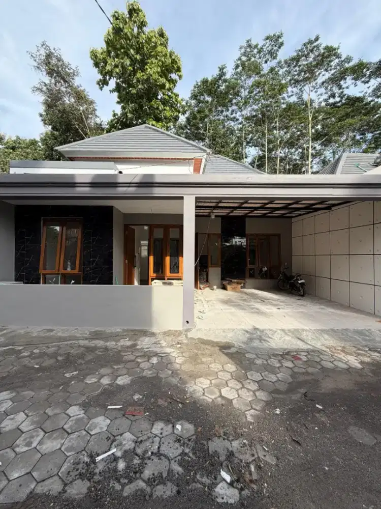 Rumah Murah Banget Carpot 2 Mobil 15 Menit Ke Ringroad Maguwoharjo