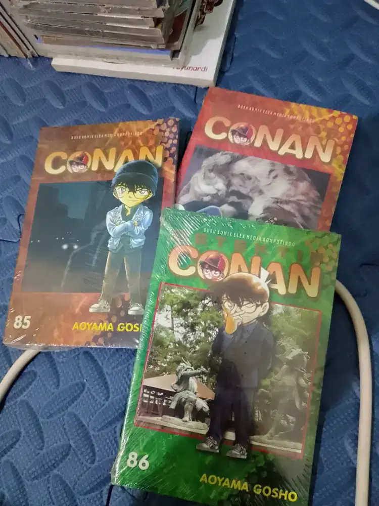 Komik Conan (tanya aja nomber serinya)