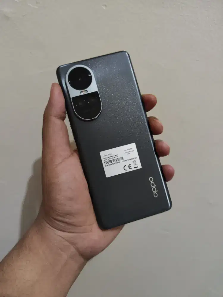 Oppo reno 10 5G 8/256 mulus (hp+cas ori)