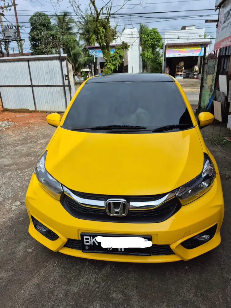 Honda Brio kuning 2020 pemakaian pribadi