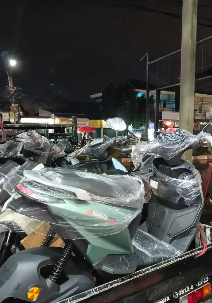 Showroom sepeda listrik dan motor listrik