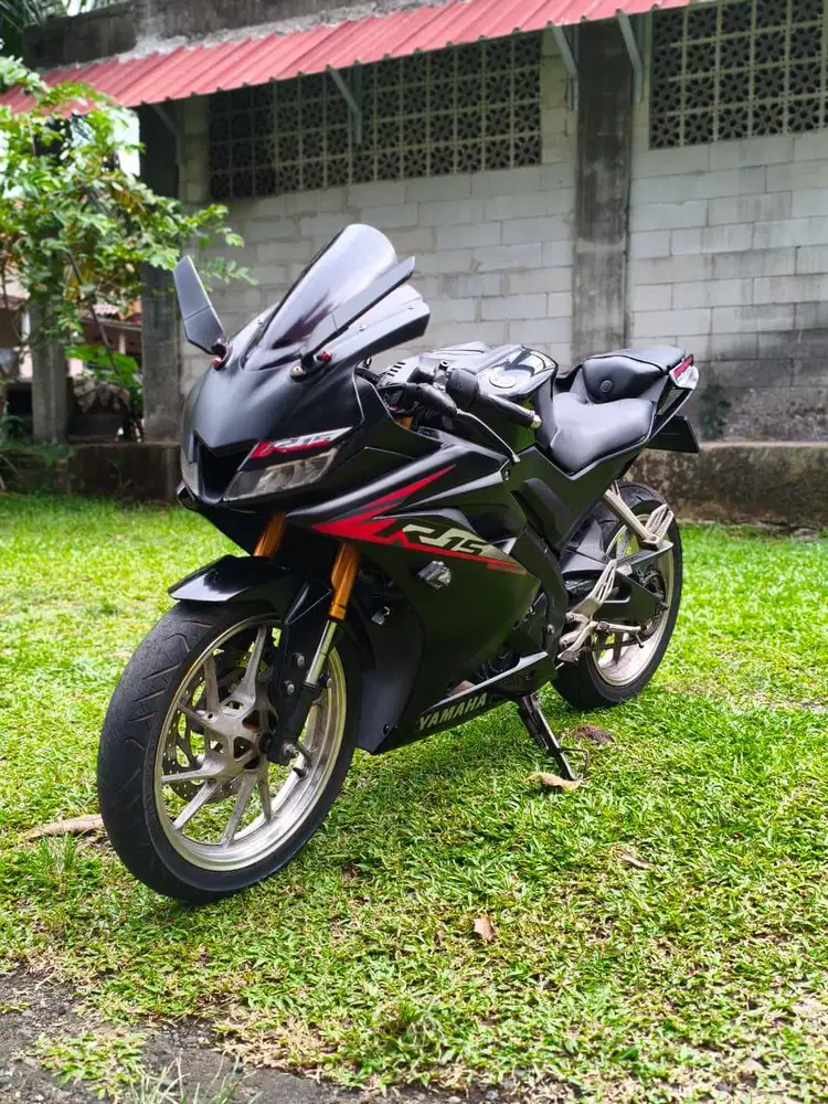 R15 V3 2019 LOW KM 19RB