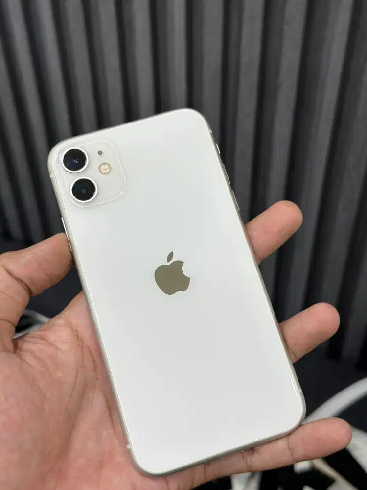 iPhone 11 128Gb iBox