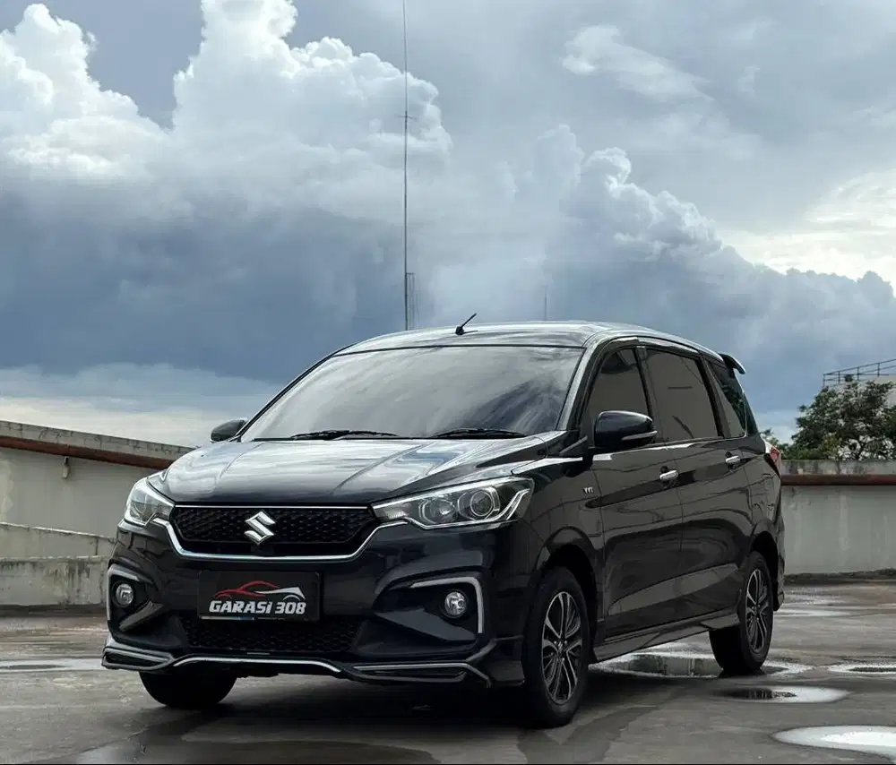 Suzuki Ertiga GX SS Hybrid AT Tahun 2022 Warna Hitam Pajak 12-2026